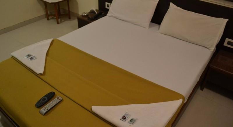 Pooja Heritage Navi Mumbai Exterior photo
